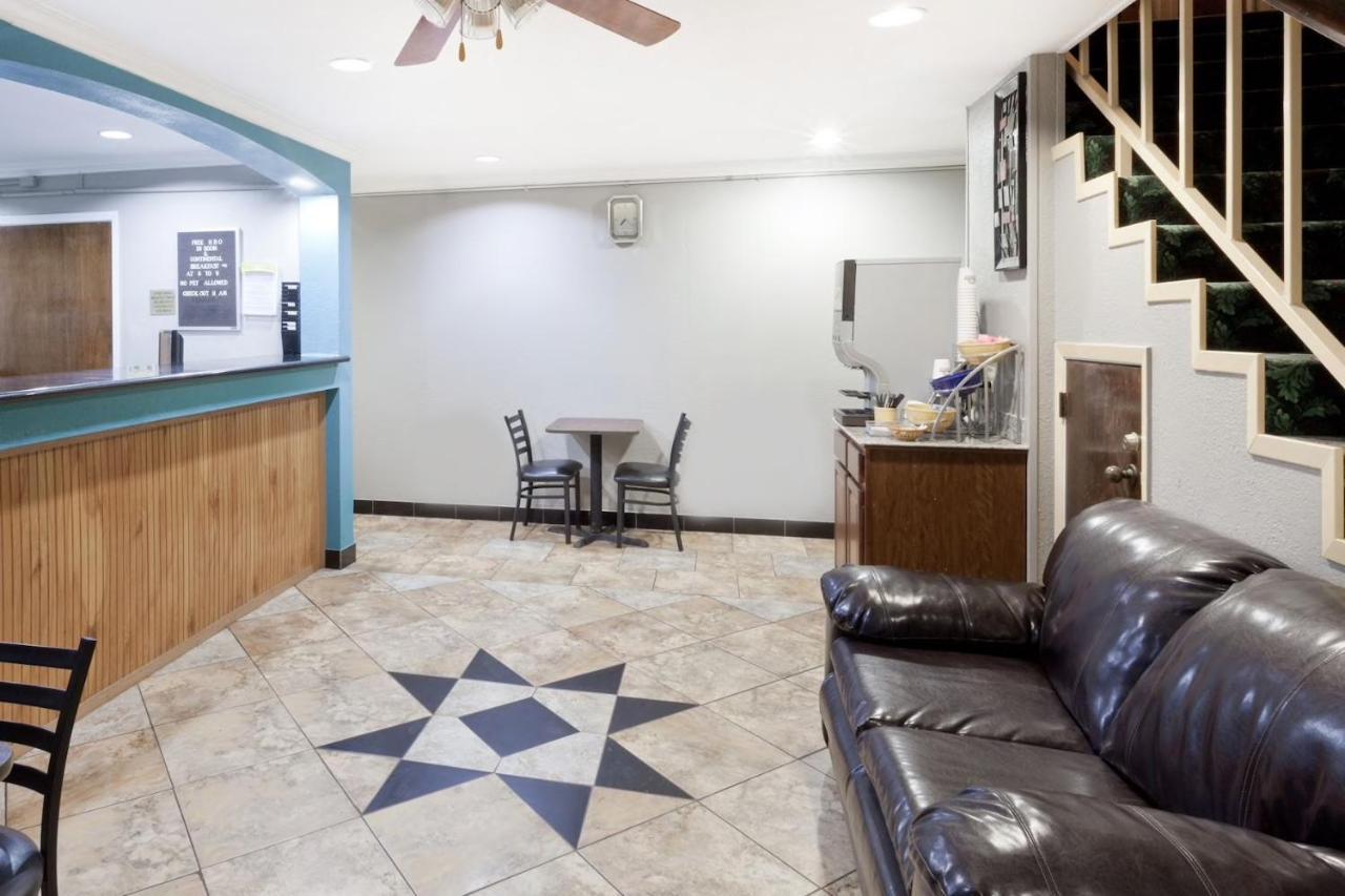 Lone Star Inn Kenedy 외부 사진